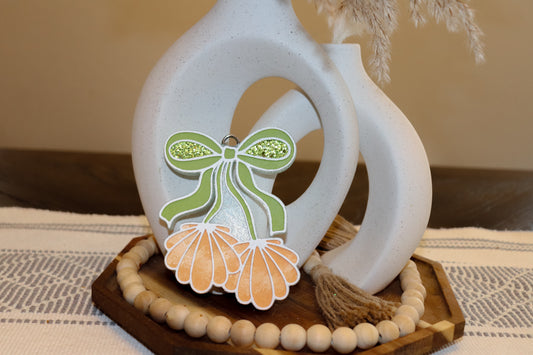Seashells with Bow
